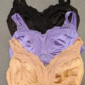 Rhonda Shear Pin Up Lace Bras Bundle of 3